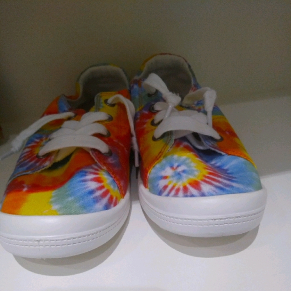 Jellypop NWOT boho sneakers!!๐ฅฐ๐๐๐ - Picture 2 of 5